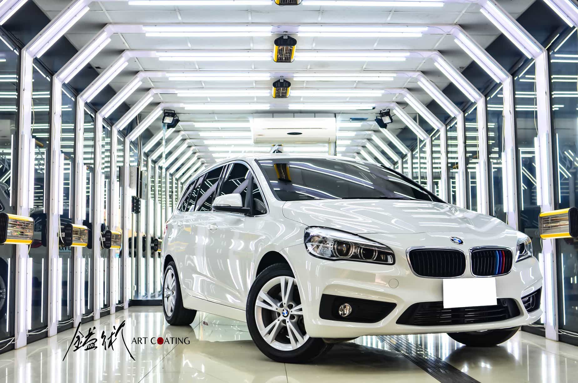 BMW 寶馬 218d 白色作品主圖