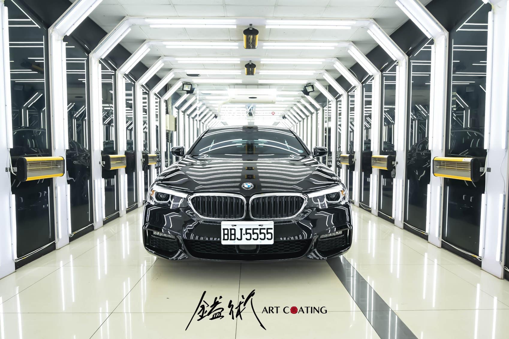 BMW 寶馬 520i 黑色作品主圖