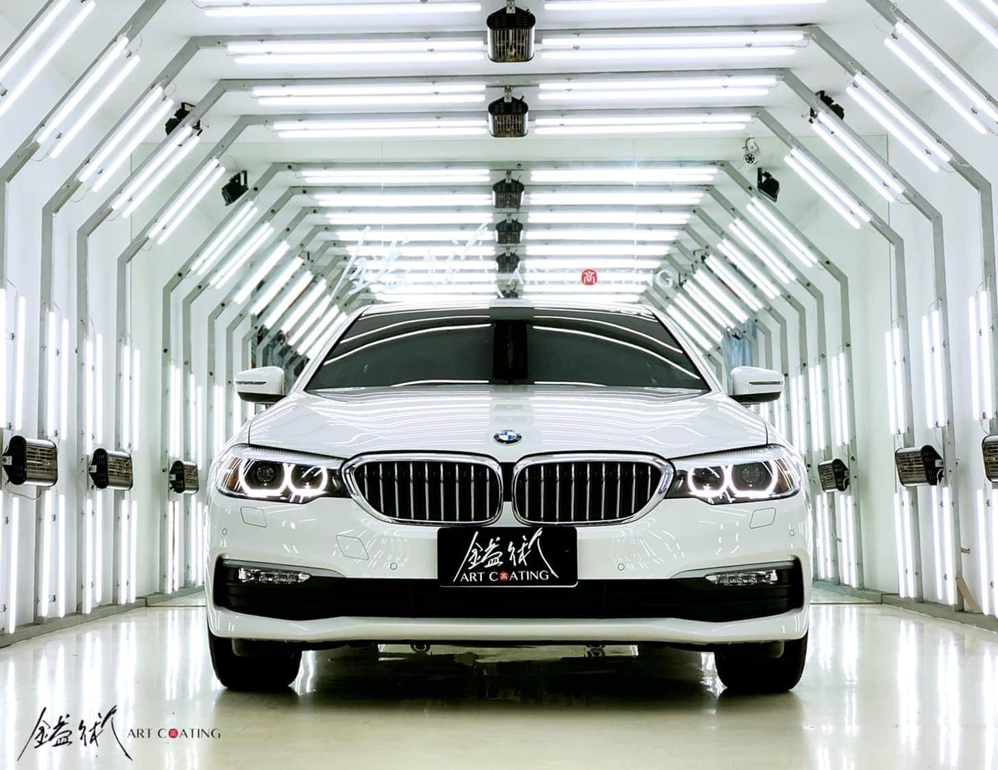 BMW 寶馬 530i 白色作品主圖