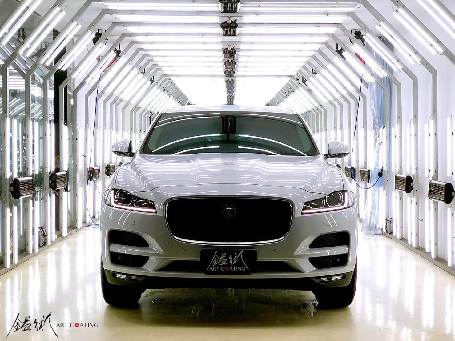 Jaguar 捷豹 F-Pace 白色作品主圖