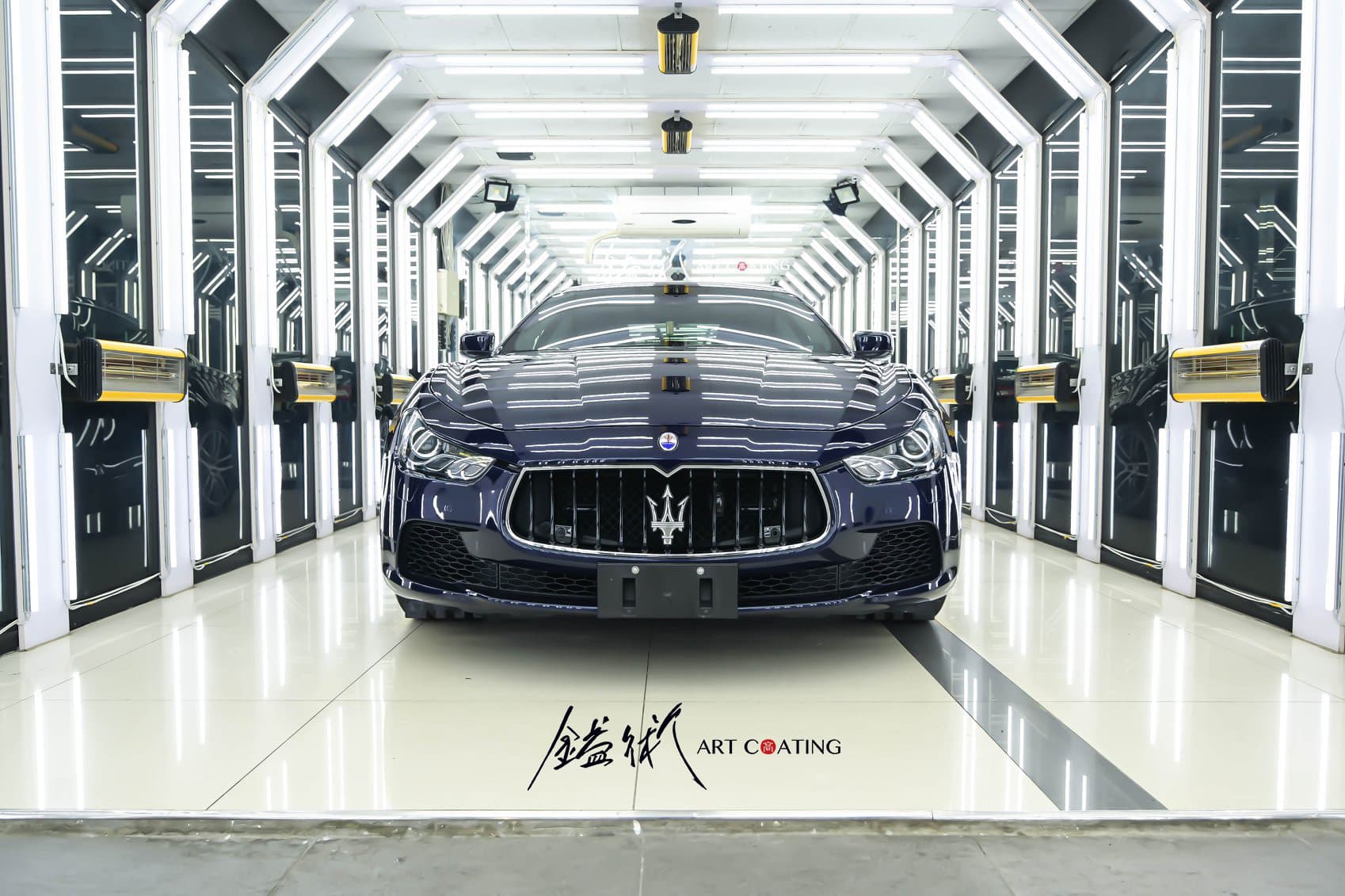 Maserati 瑪莎拉蒂 Ghibli 深藍色作品主圖