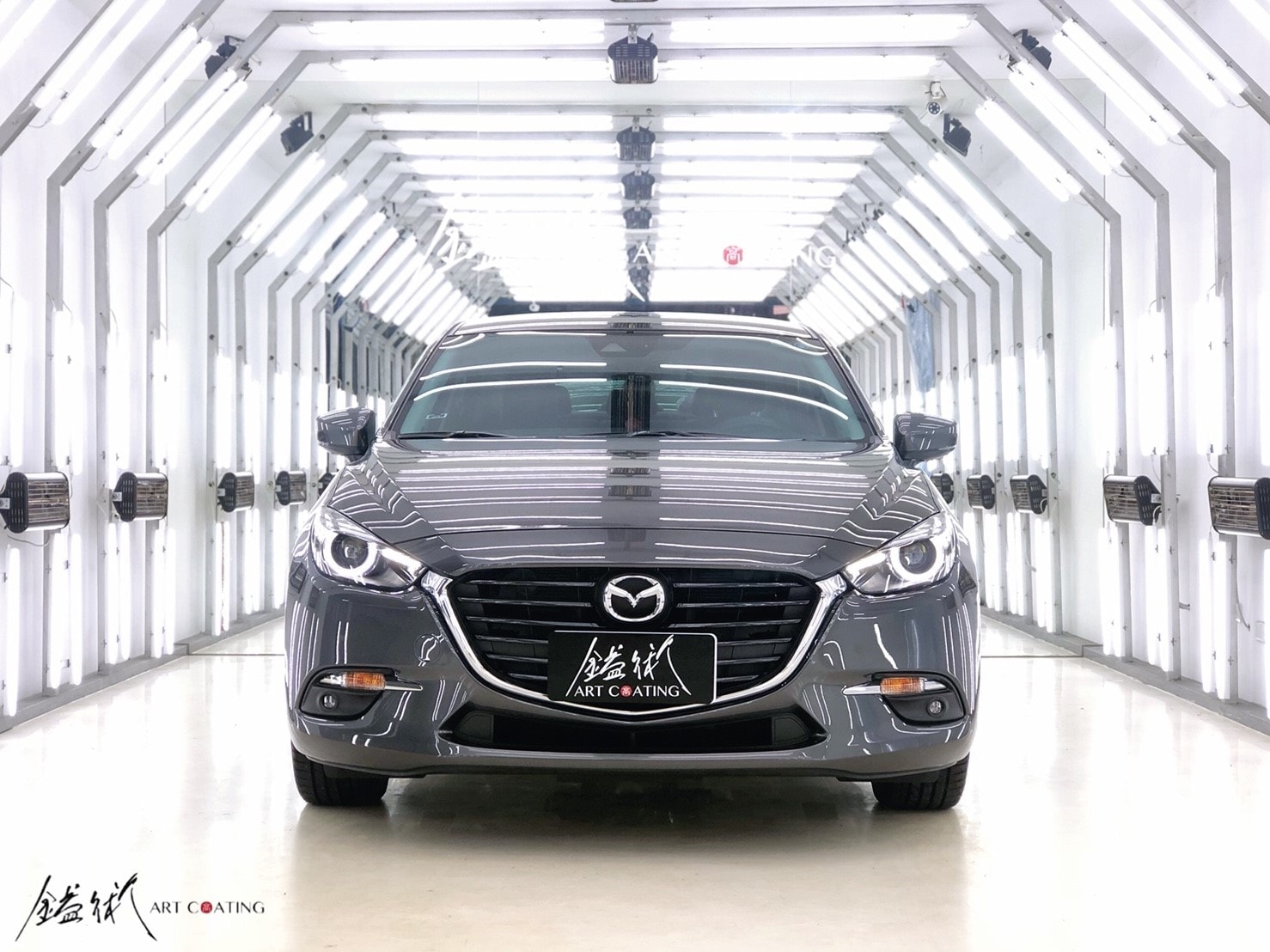 Mazda 馬自達 3 灰色作品主圖