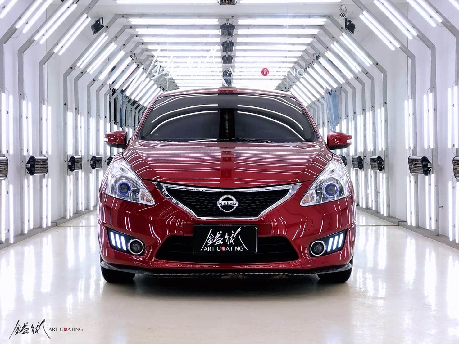 Nissan 日產 Tiida 紅色作品主圖