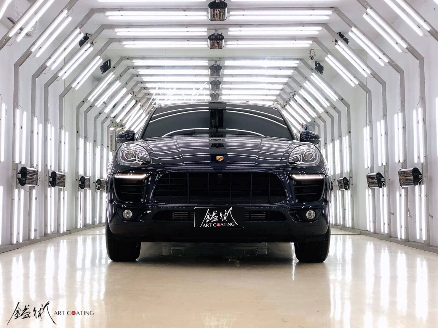 Porsche 保時捷 Macan 深藍色作品主圖