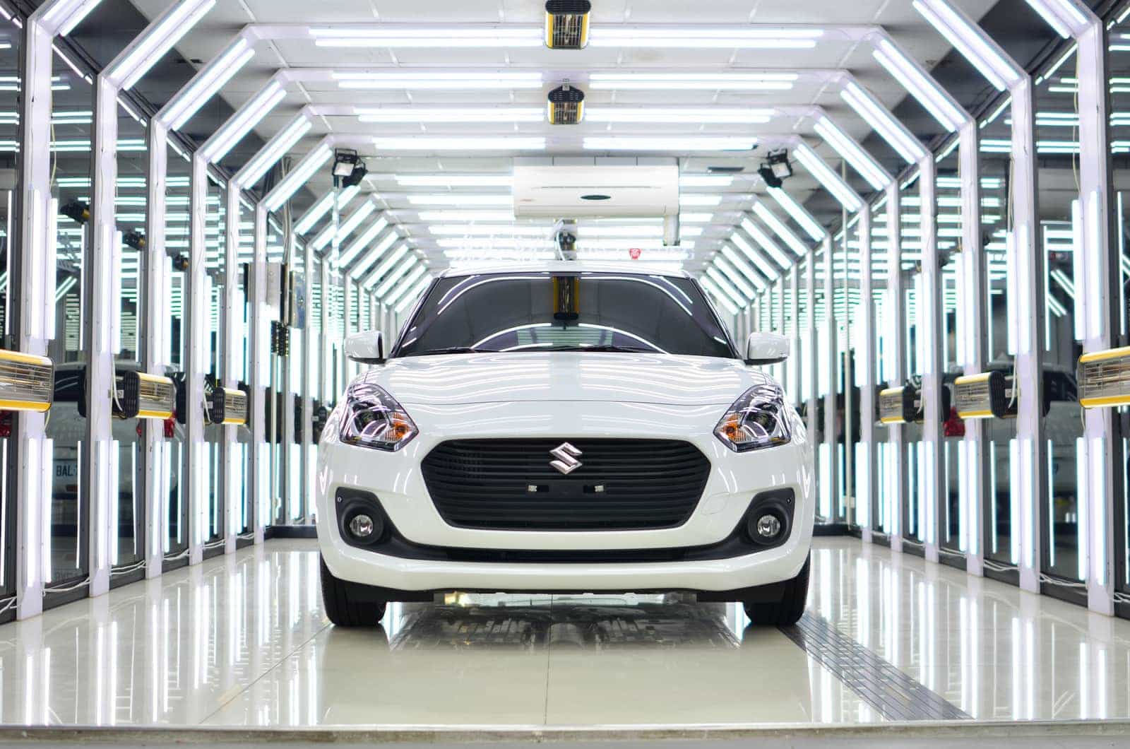Suzuki 鈴木 Swift 白色作品主圖