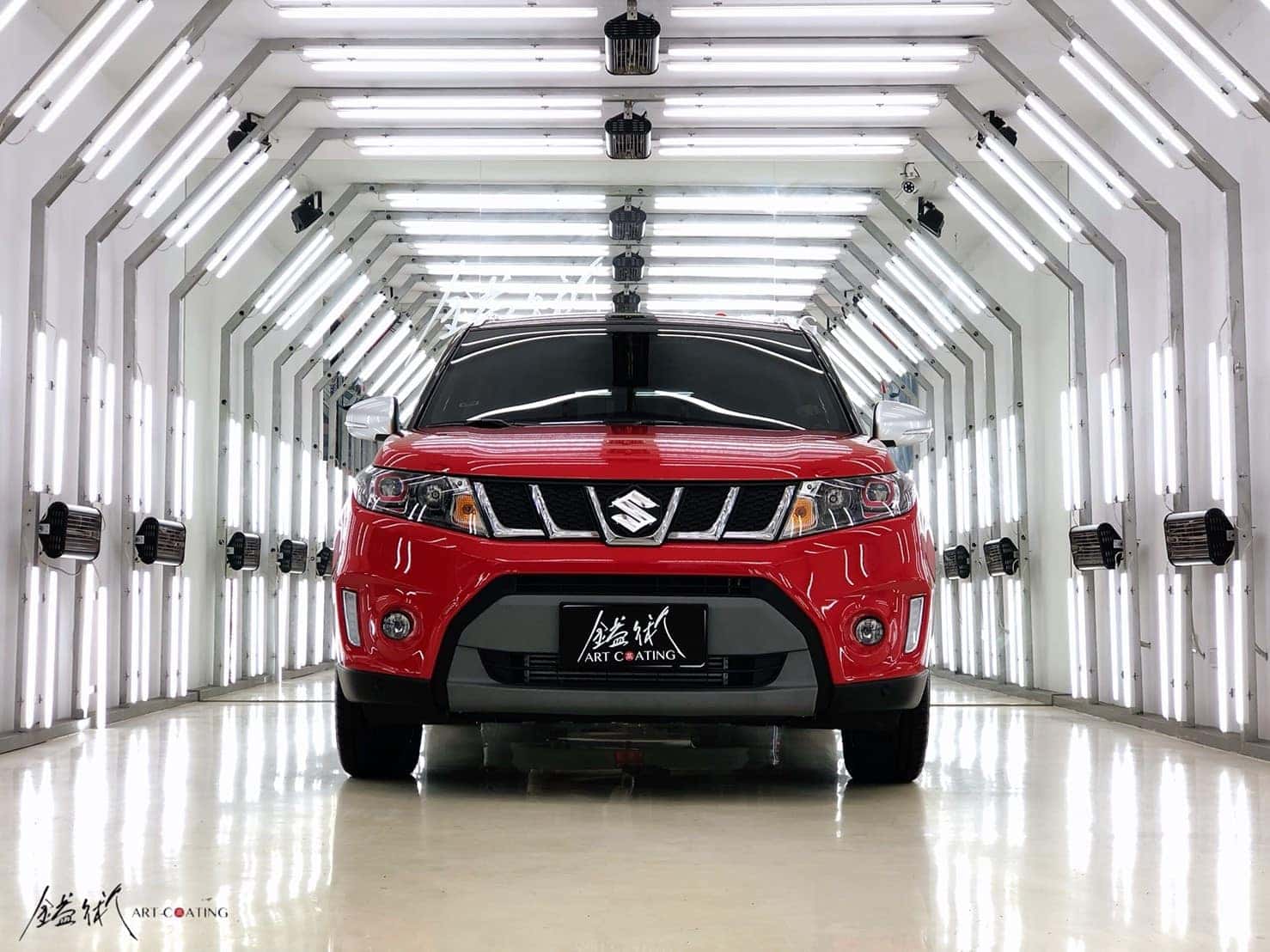 Suzuki 鈴木 Vitara 紅色作品主圖