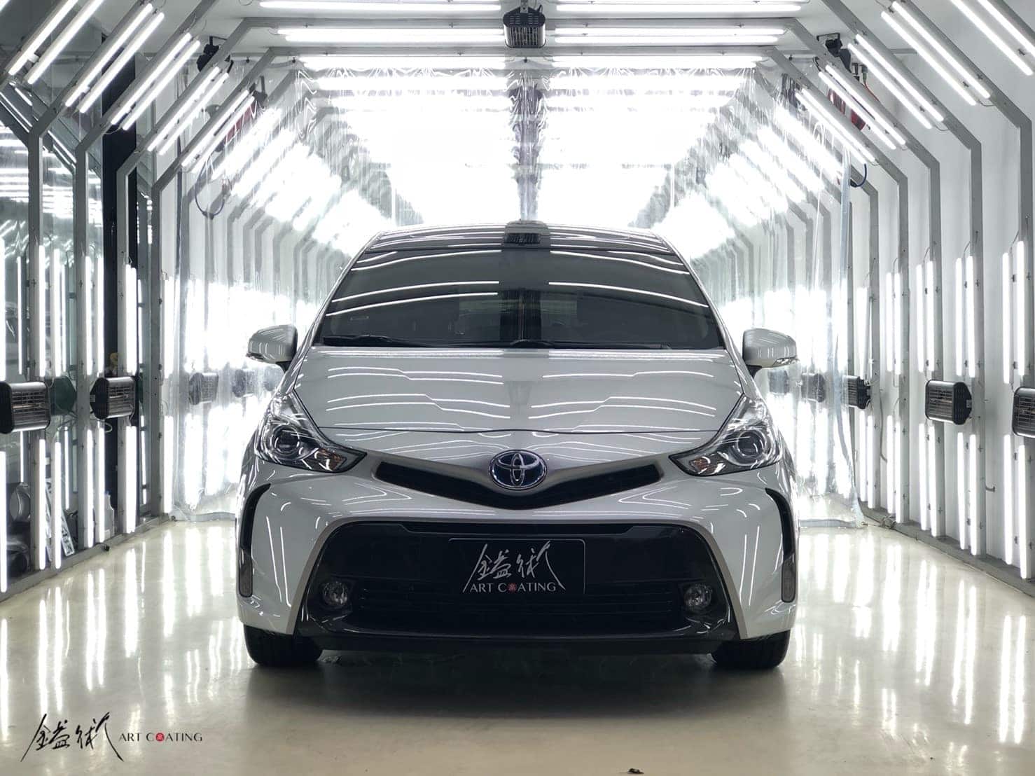 Toyota 豐田 Priusα 銀色作品主圖